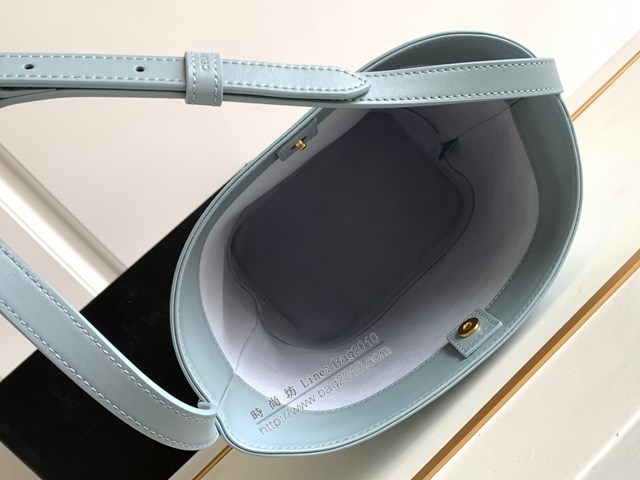 Celine專櫃2023s春夏新品CUIR TRIOMPHE小號繡花光滑牛皮水桶包 賽琳百搭斜挎肩背女包 sldj2432